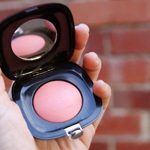 Marc Jacobs blush 204